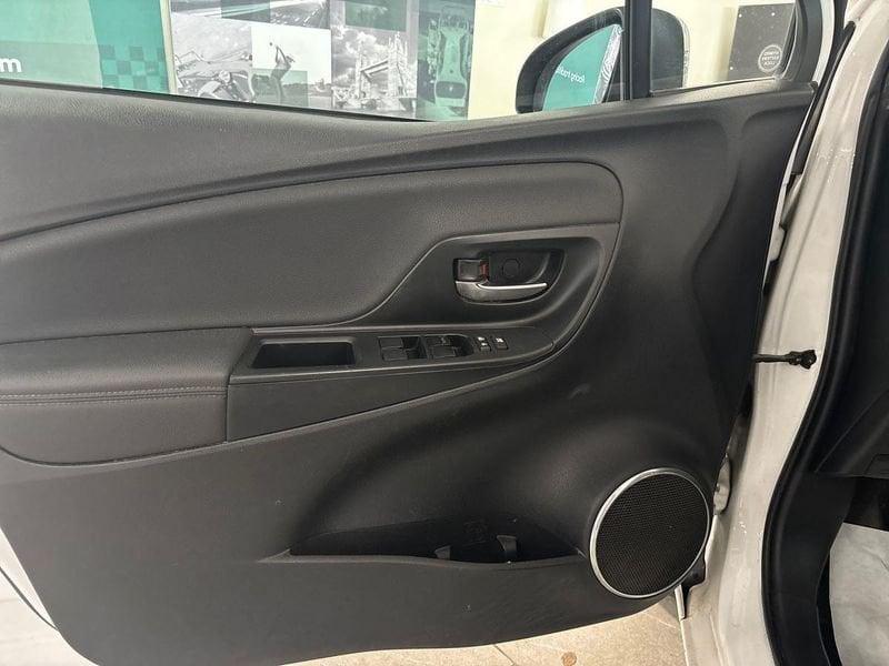 Toyota Yaris III 5p 1.5h Style