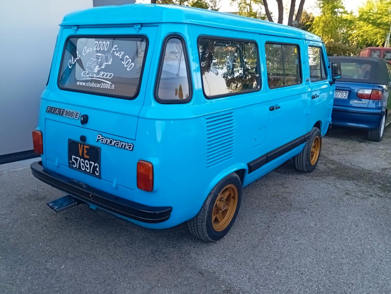 Fiat 900 E panorama