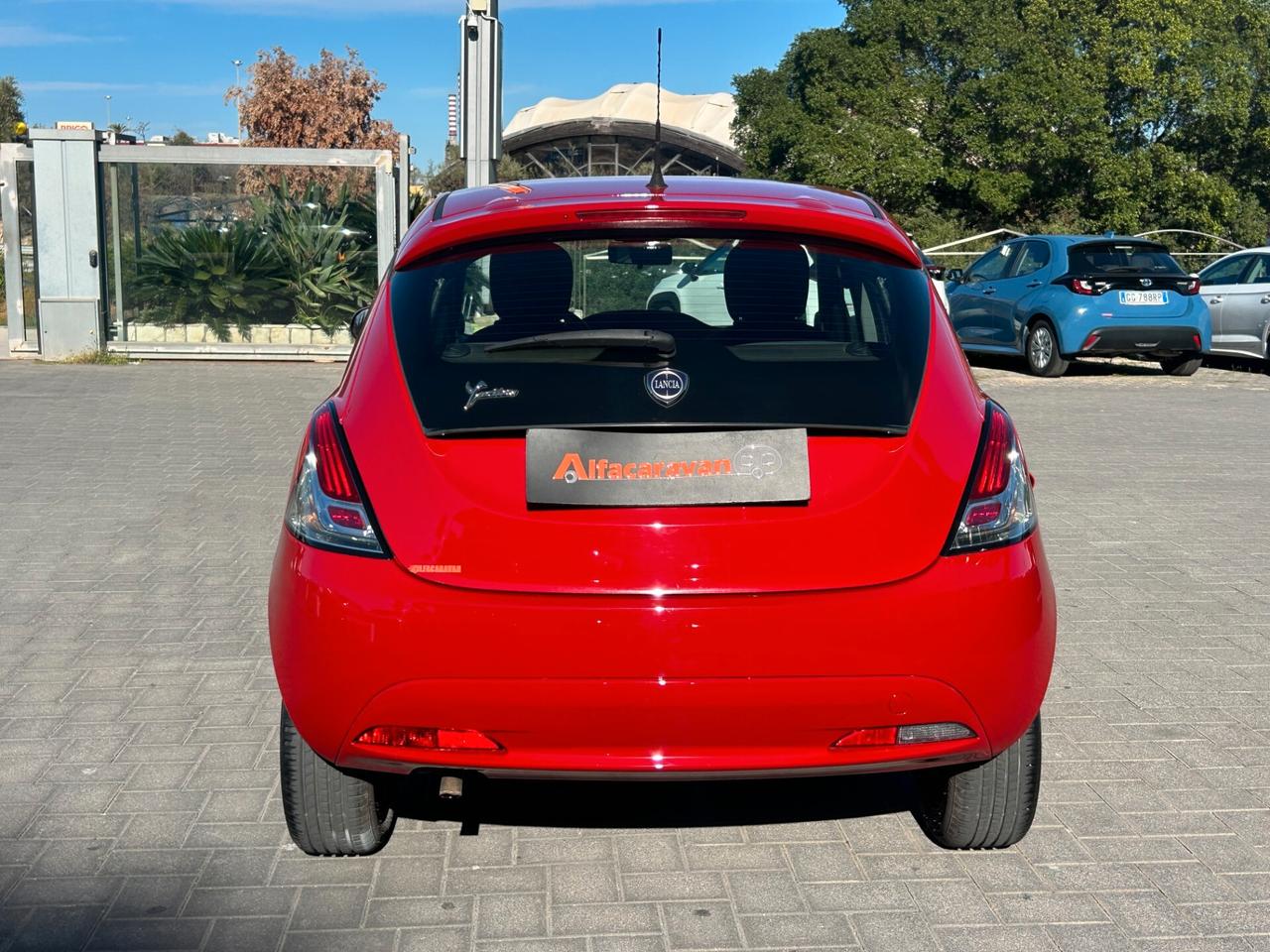 Lancia Ypsilon 1.2 Silver 69cv