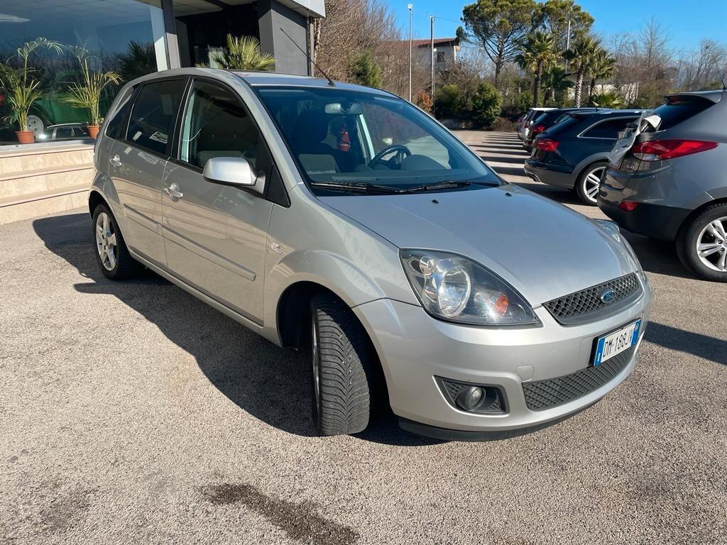 Ford Fiesta 1.2 16V 5p. Ghia NEOPATENTATI