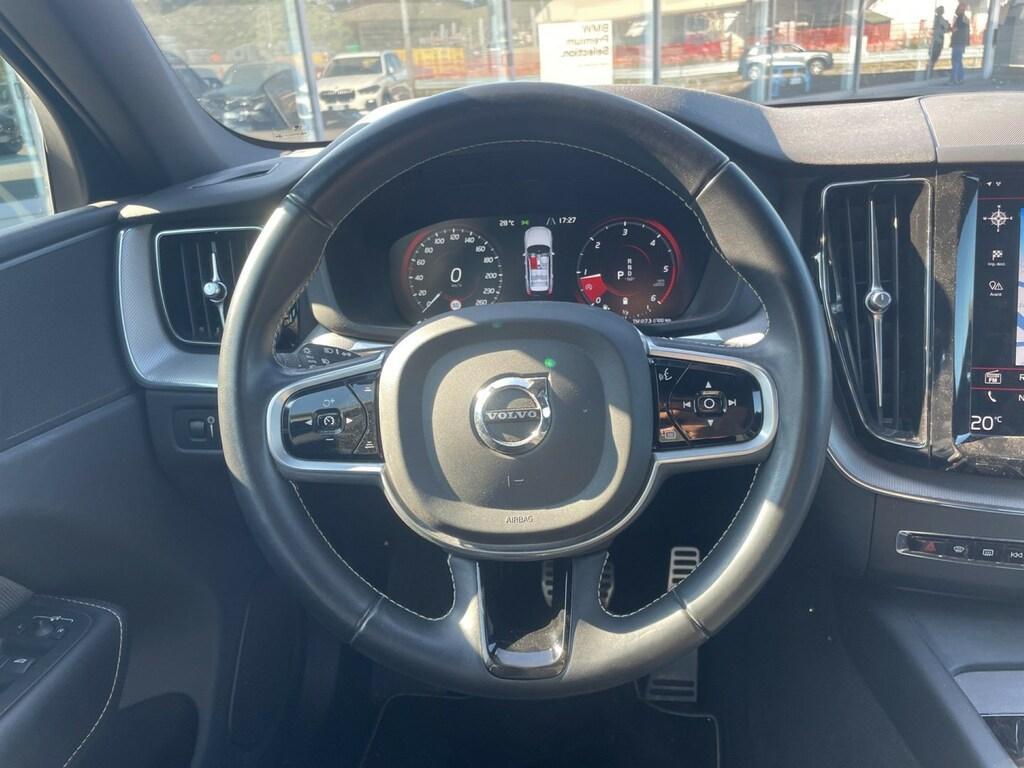 Volvo XC60 2.0 B4 R-Design AWD Geartronic