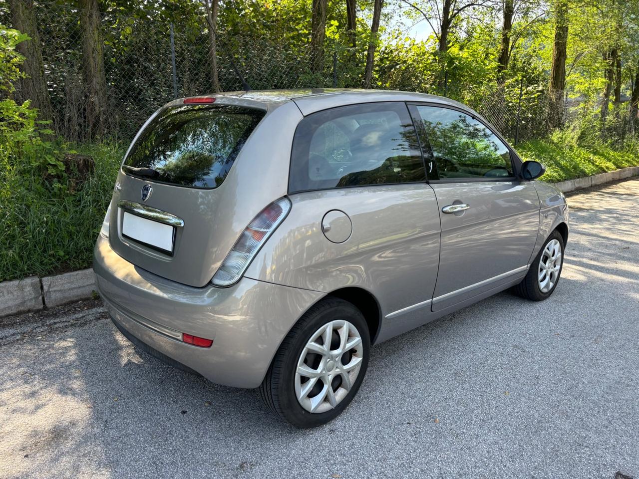 Lancia Ypsilon 1.4 16V Platino NEOPATENTATI