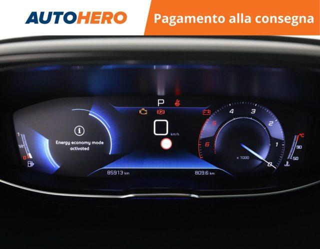 PEUGEOT 3008 BlueHDi 130 S&S EAT8 Business