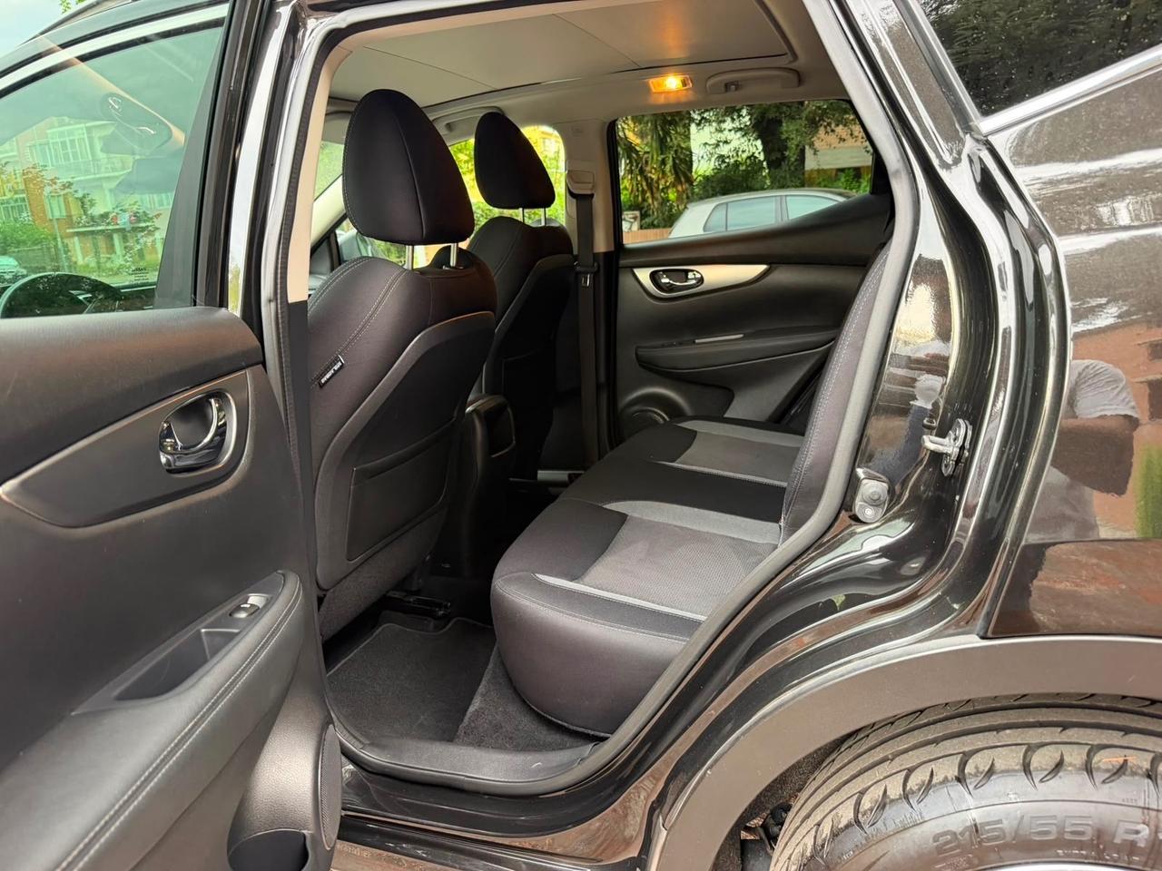 Nissan Qashqai 1.5 dCi N-Connecta