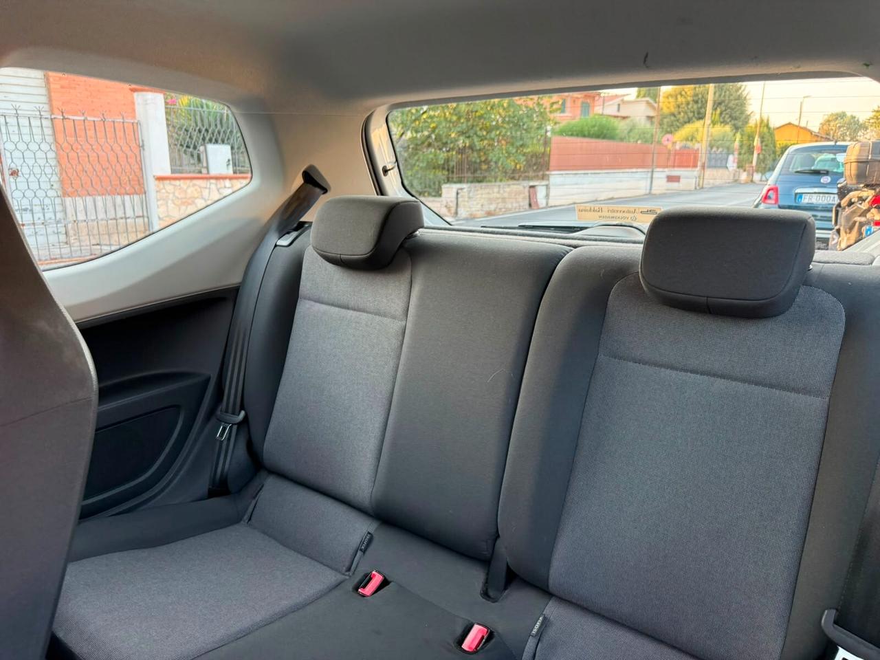 Volkswagen up! 1.0 3p. - Euro5B - 130.000KM - Superprezzo