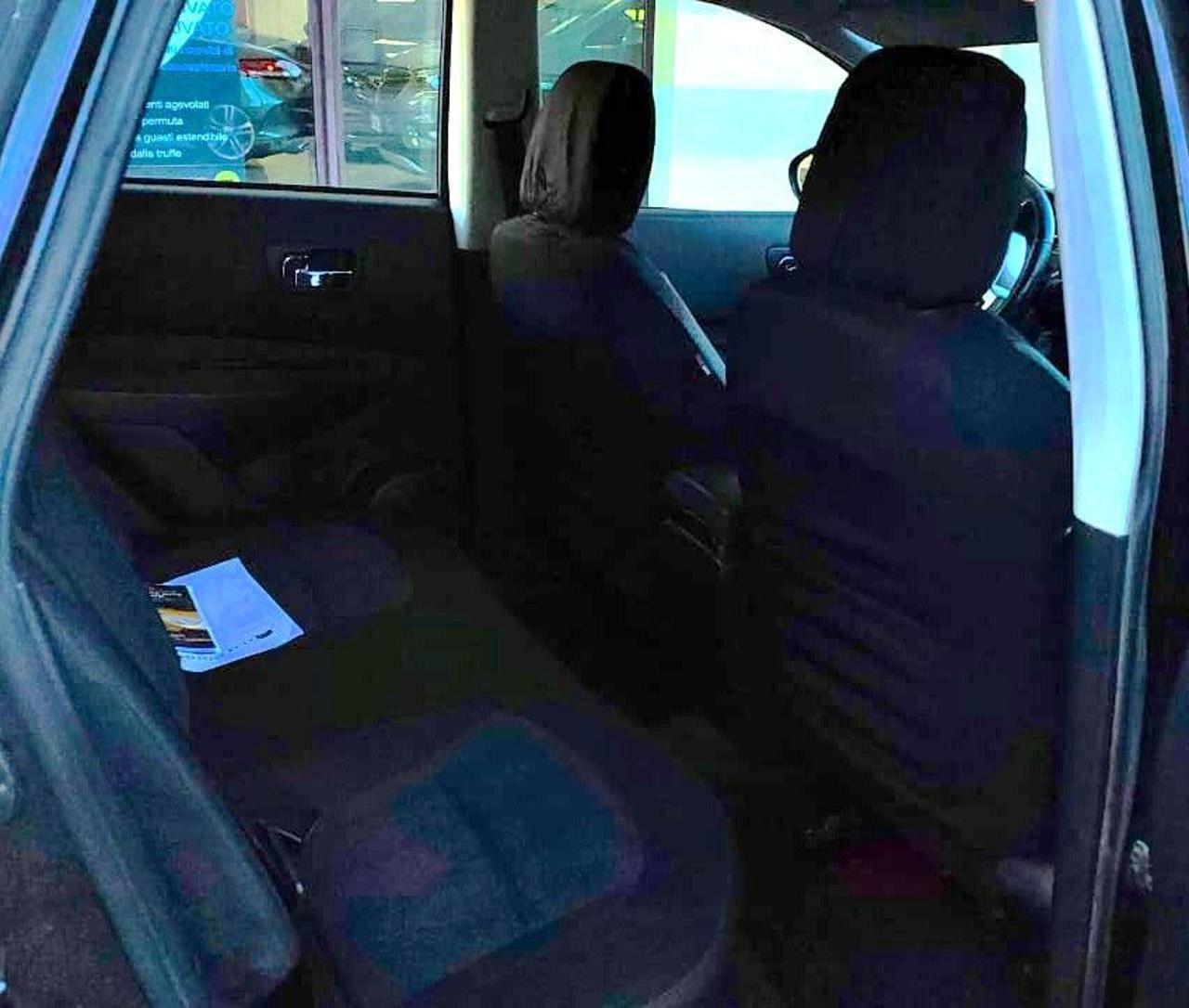 NISSAN Qashqai 2.0 dCi DPF n-tec