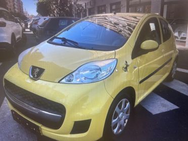 Peugeot 107 1.0 68CV 3p. Desir