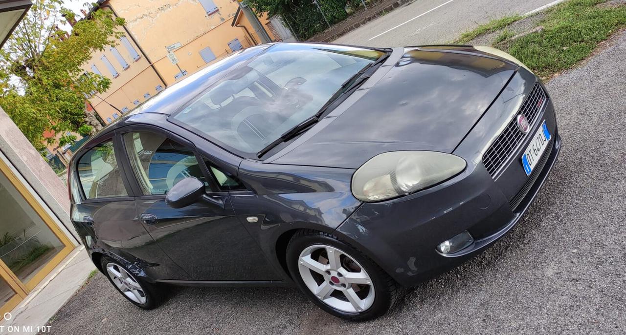 Fiat Grande Punto 1.3 MJT 90 CV 5 porte Dynamic
