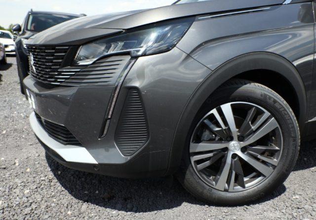 PEUGEOT 3008 PureTech Turbo 130 S&S Allure Pack