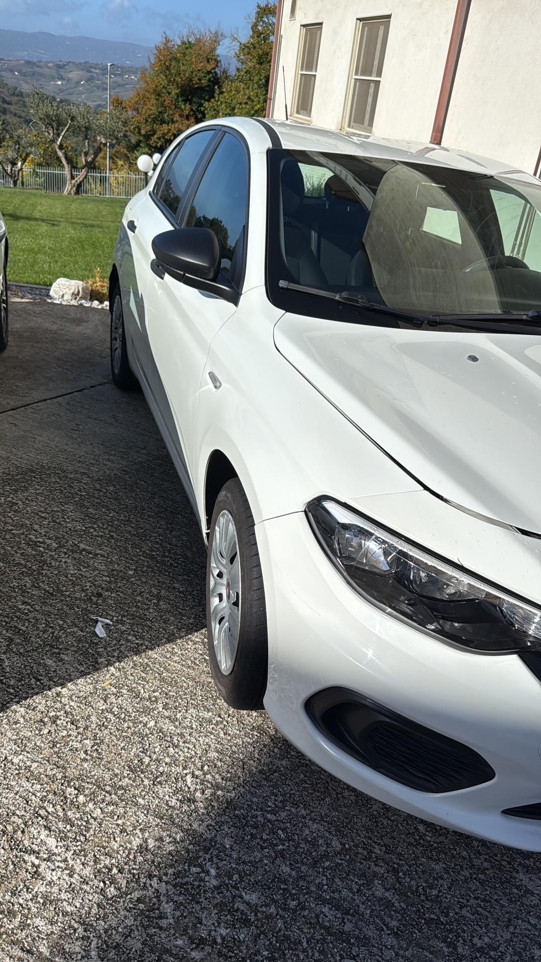 Fiat Tipo 1.3 Mjt S&S 5 porte Easy