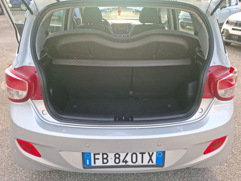 Hyundai i10 i10 1.0 LPGI Econext Login