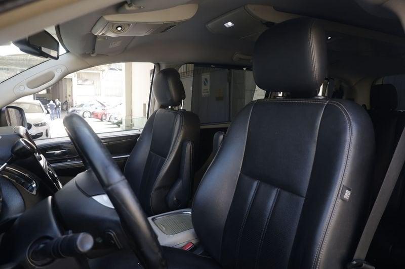 Lancia Voyager Lancia Voyager Voyager 2.8L Gold 163cv auto Unicoproprietario