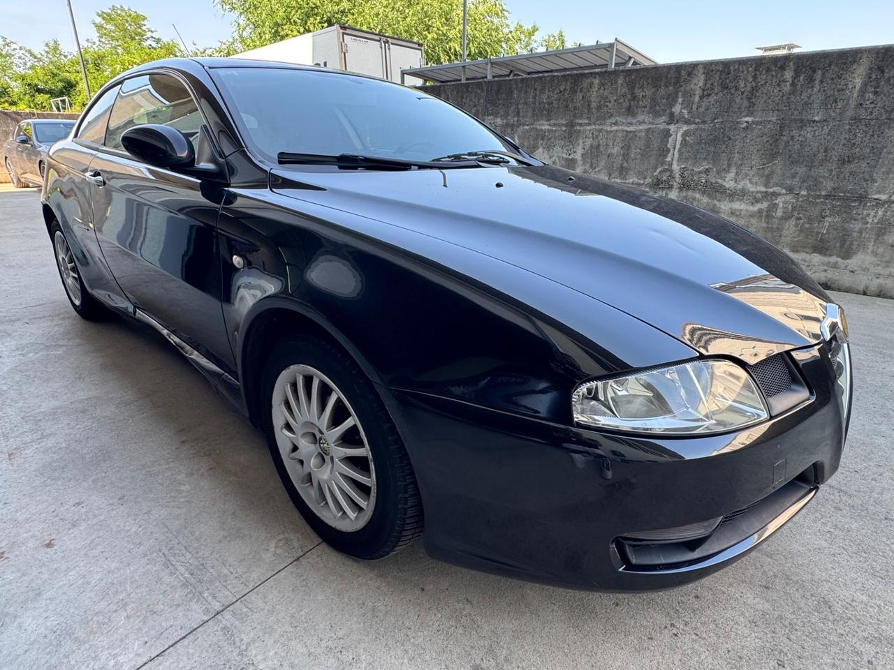 Alfa Romeo GT 1.9 MJT 16V Luxury