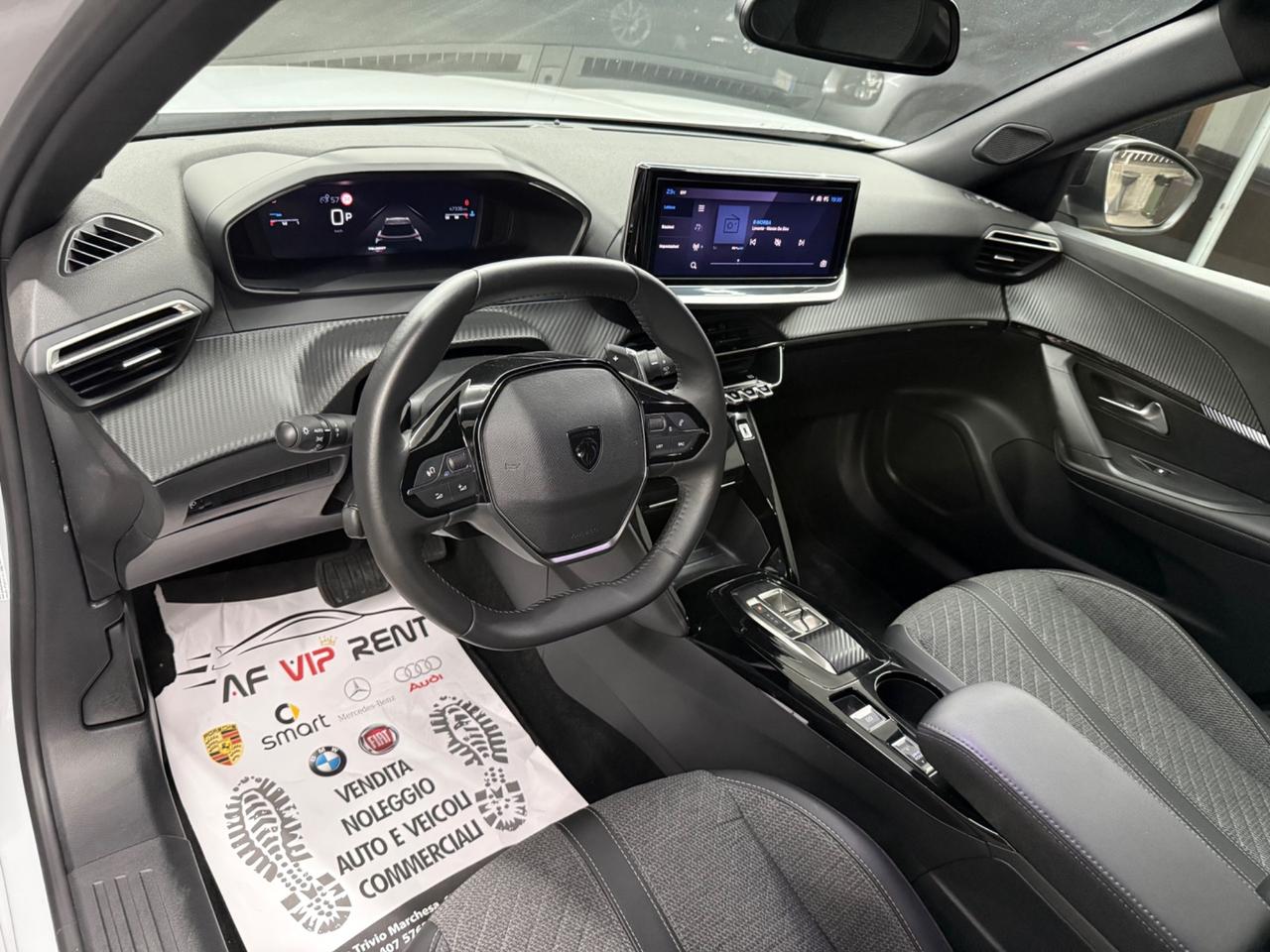 Peugeot 2008 BlueHDi 130 S&S EAT8 Allure