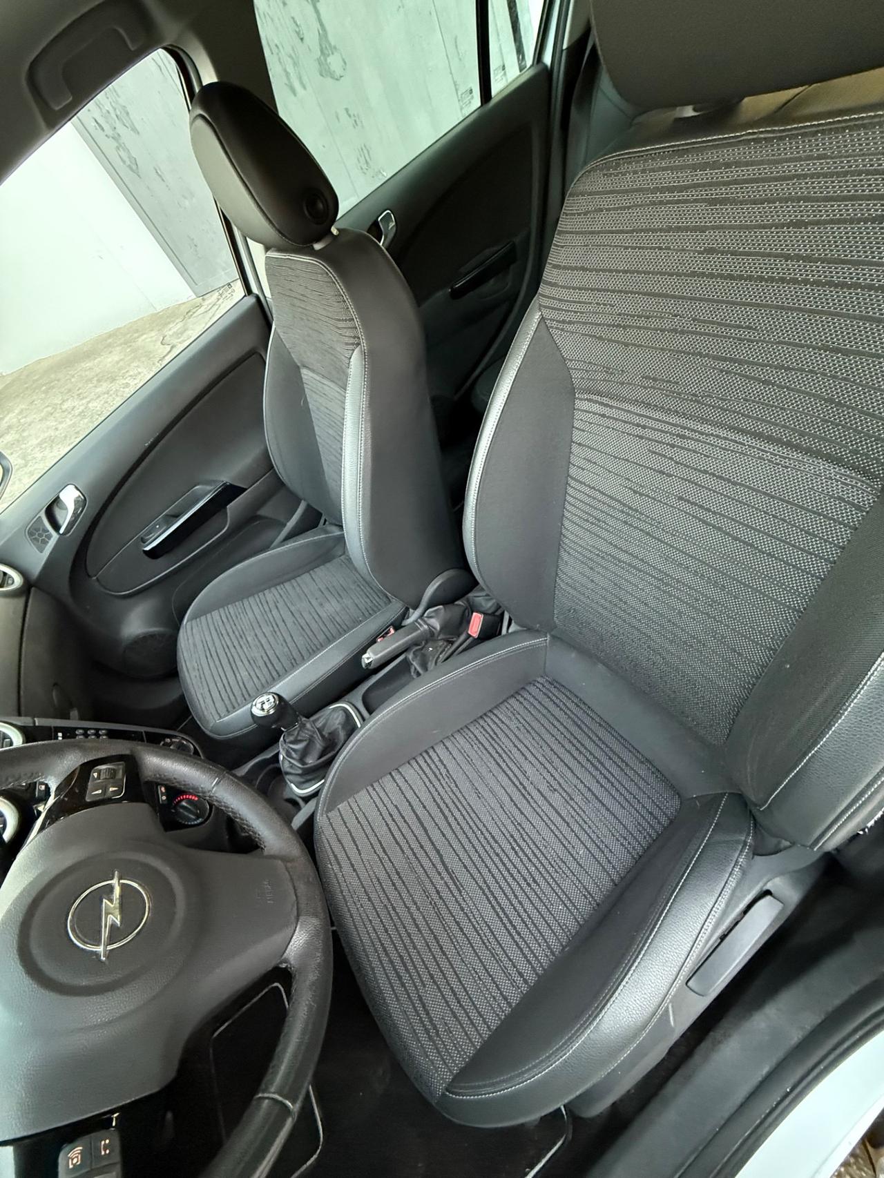 Opel Corsa 1.3 CDTI NEOPATENTATI 2014 UNICO PROP