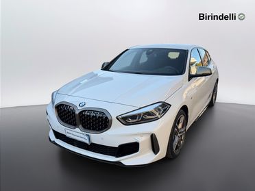 BMW Serie 1 (F40) - M 135i xDrive