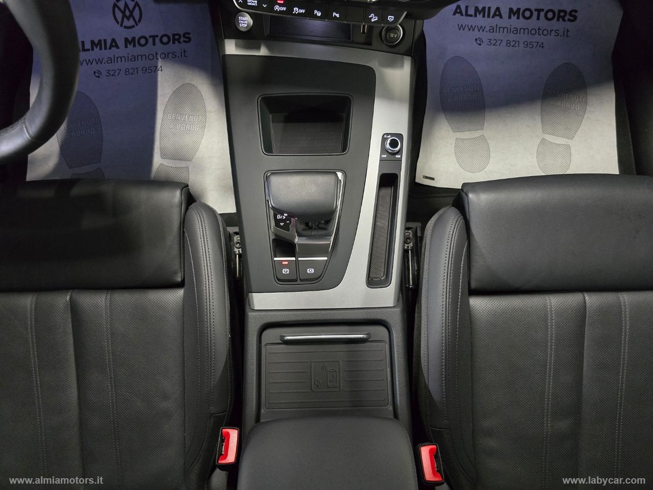 AUDI Q5 40 TFSI quattro S tronic Business Adv