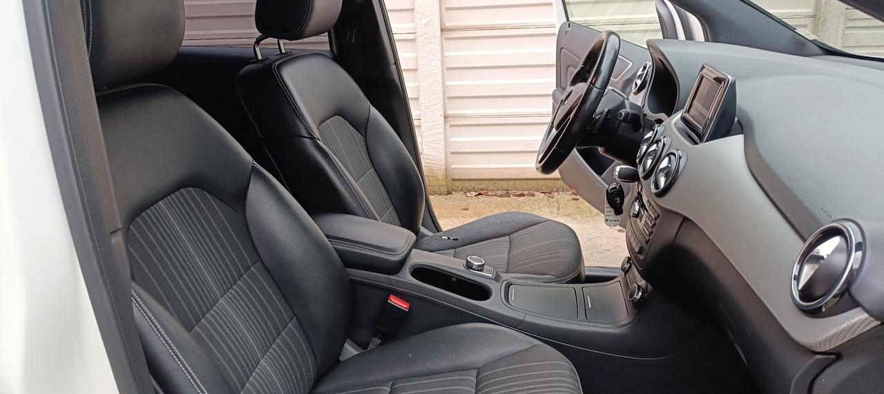 Mercedes-benz B 180 CDI BlueEFFICIENCY Premium