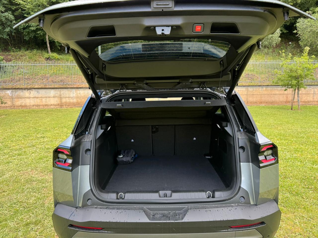 Jeep Compass 1.2 Turbo 48V Hybrid First Edition