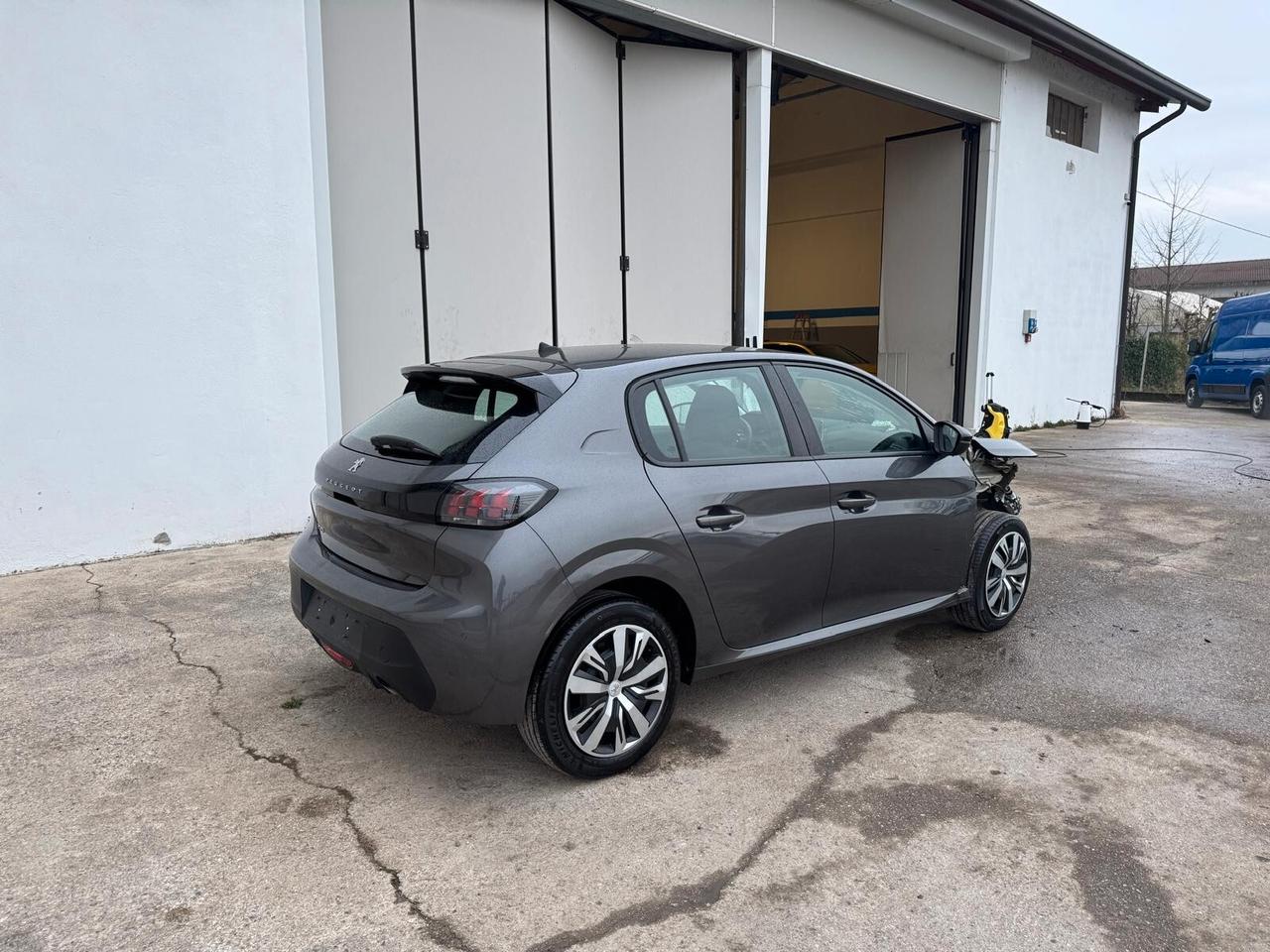 Peugeot 208 1.2 active START INCIDENTATA