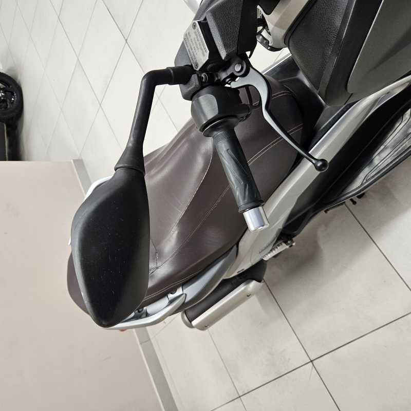 Yamaha X-Max 250 - 2010