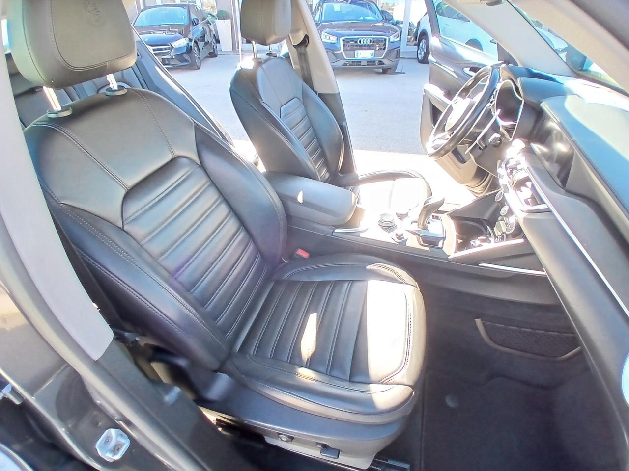 Alfa Romeo Stelvio 210 CV AT8 Q4 Ti 2021