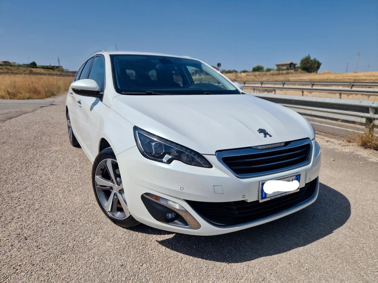 Peugeot 308 BlueHDi 120 S&S SW Allure