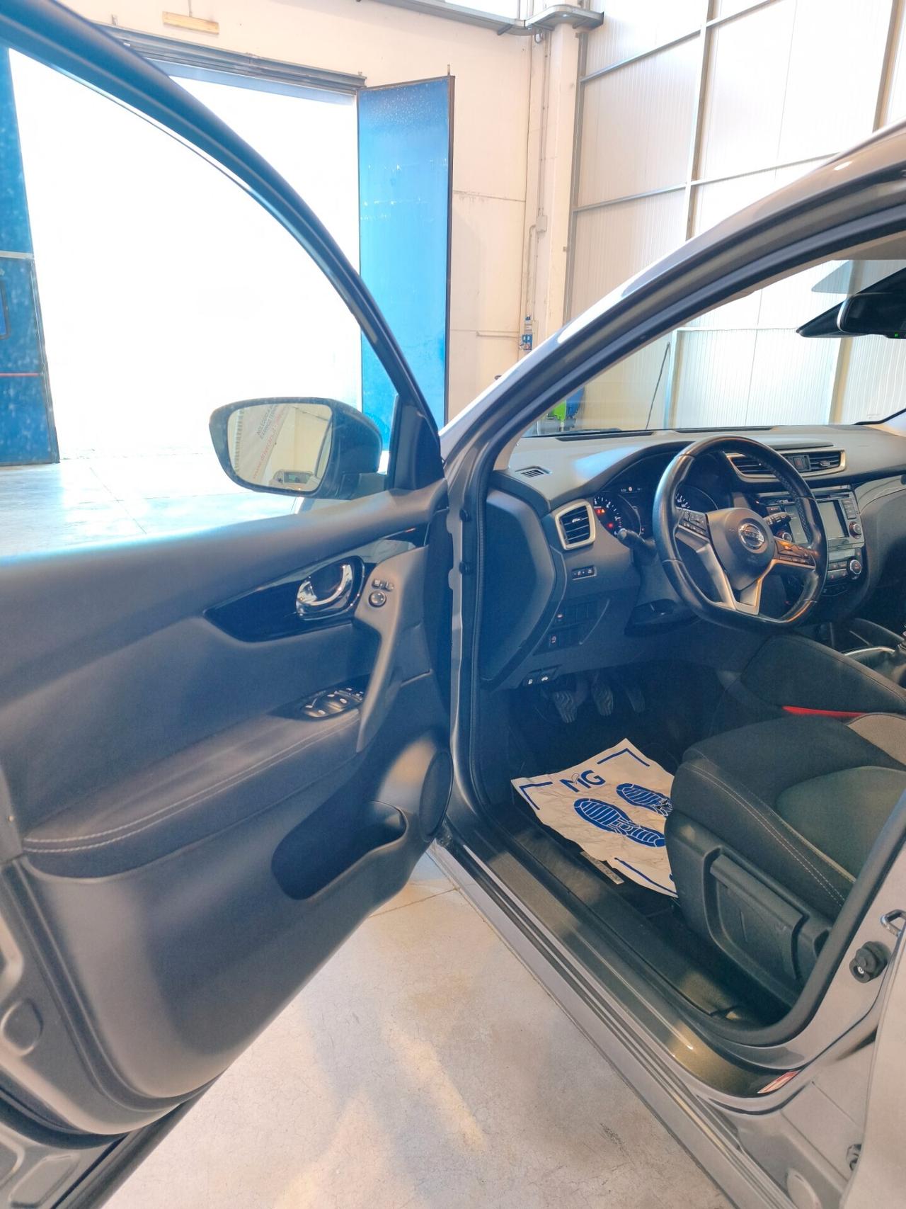 Nissan Qashqai 1.5 dci n-connecta 115cv