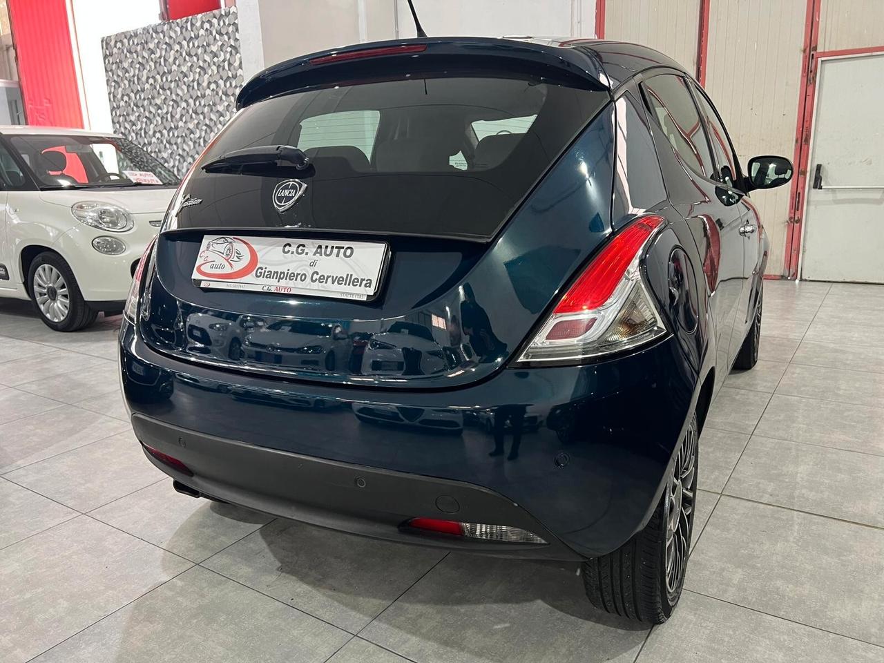 Lancia Ypsilon 1.2 69 CV - 30th Anniversary - 2015
