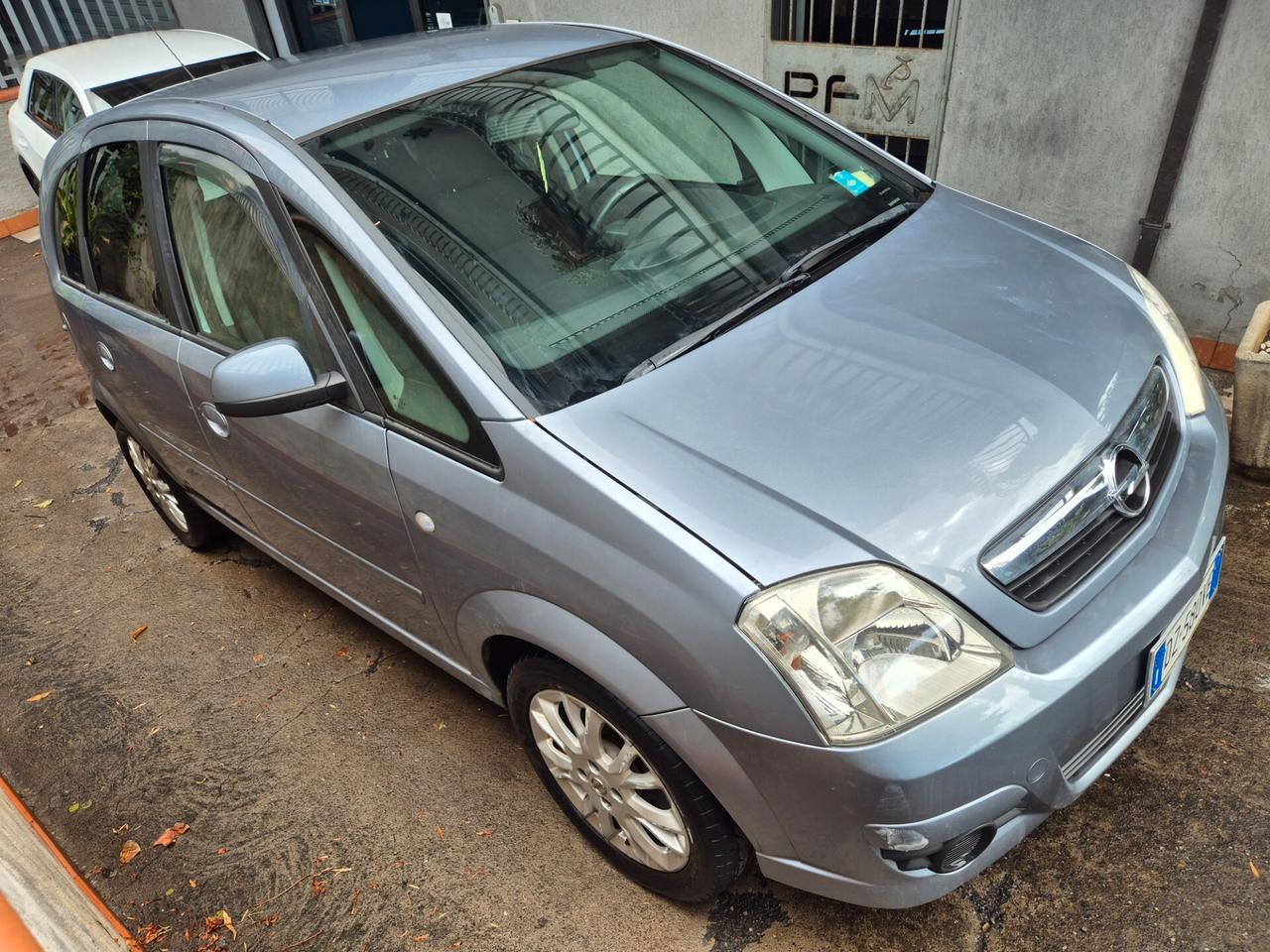 Opel Meriva 1.4 16V GPL-TECH Enjoy