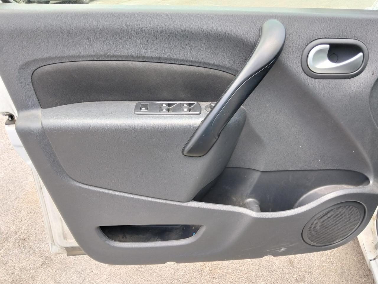 Renault Kangoo 1.5 dCi 90cv 2017 SINISTRATO