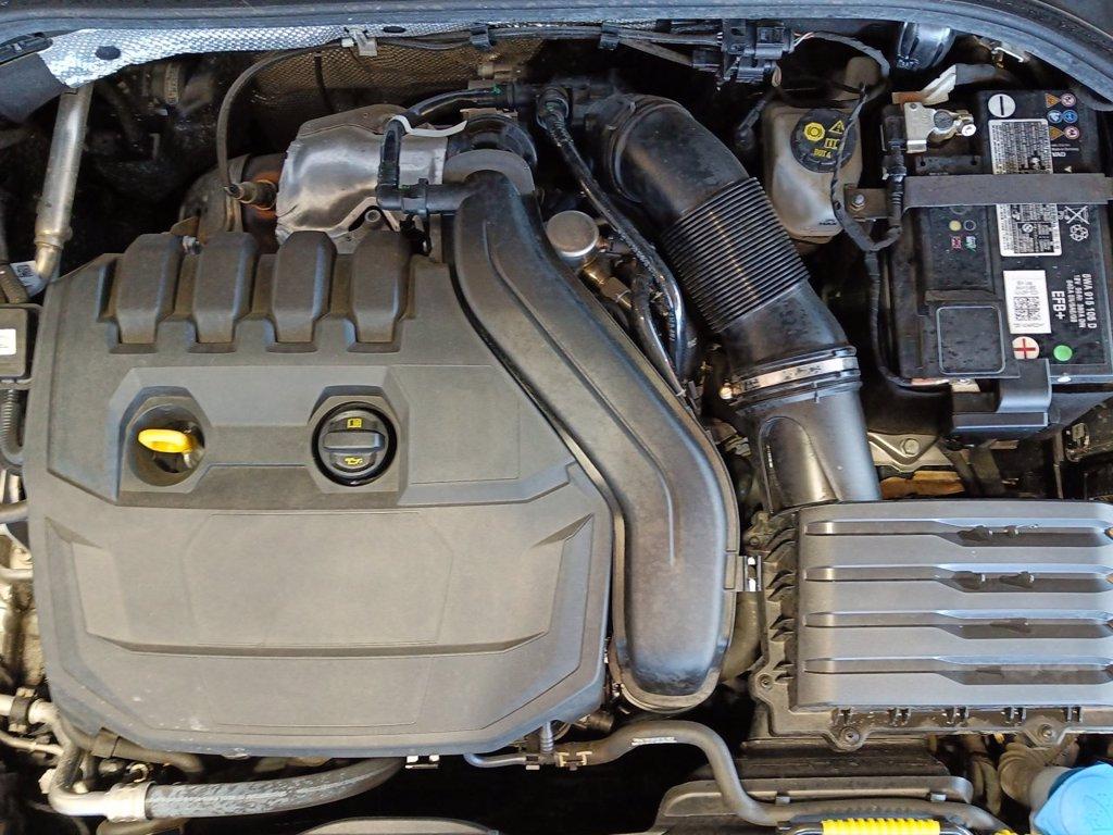 VOLKSWAGEN Golf 1.5 tsi evo style 130cv del 2022