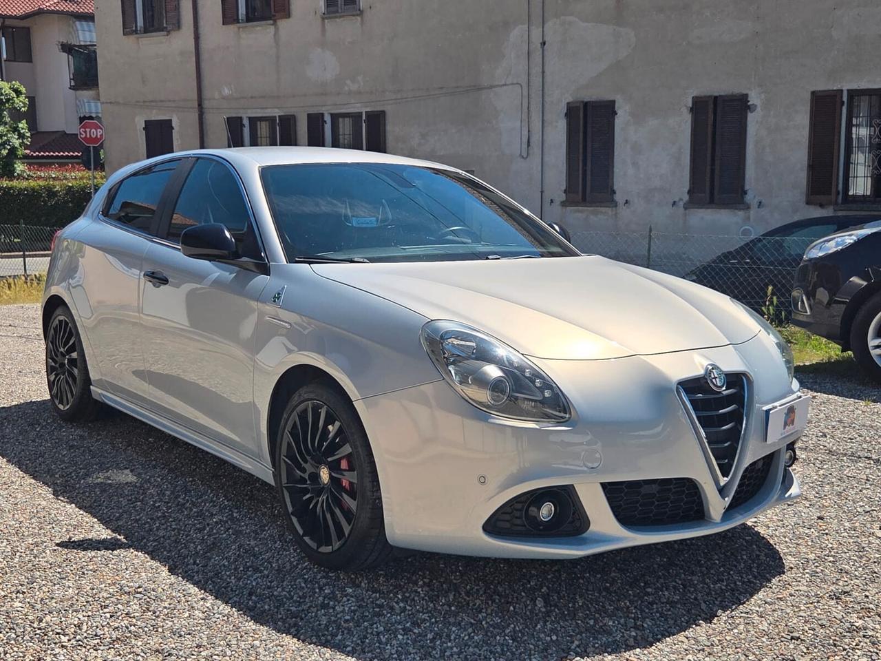 Alfa Romeo Giulietta 1750 Turbo TCT Quadrifoglio Verde