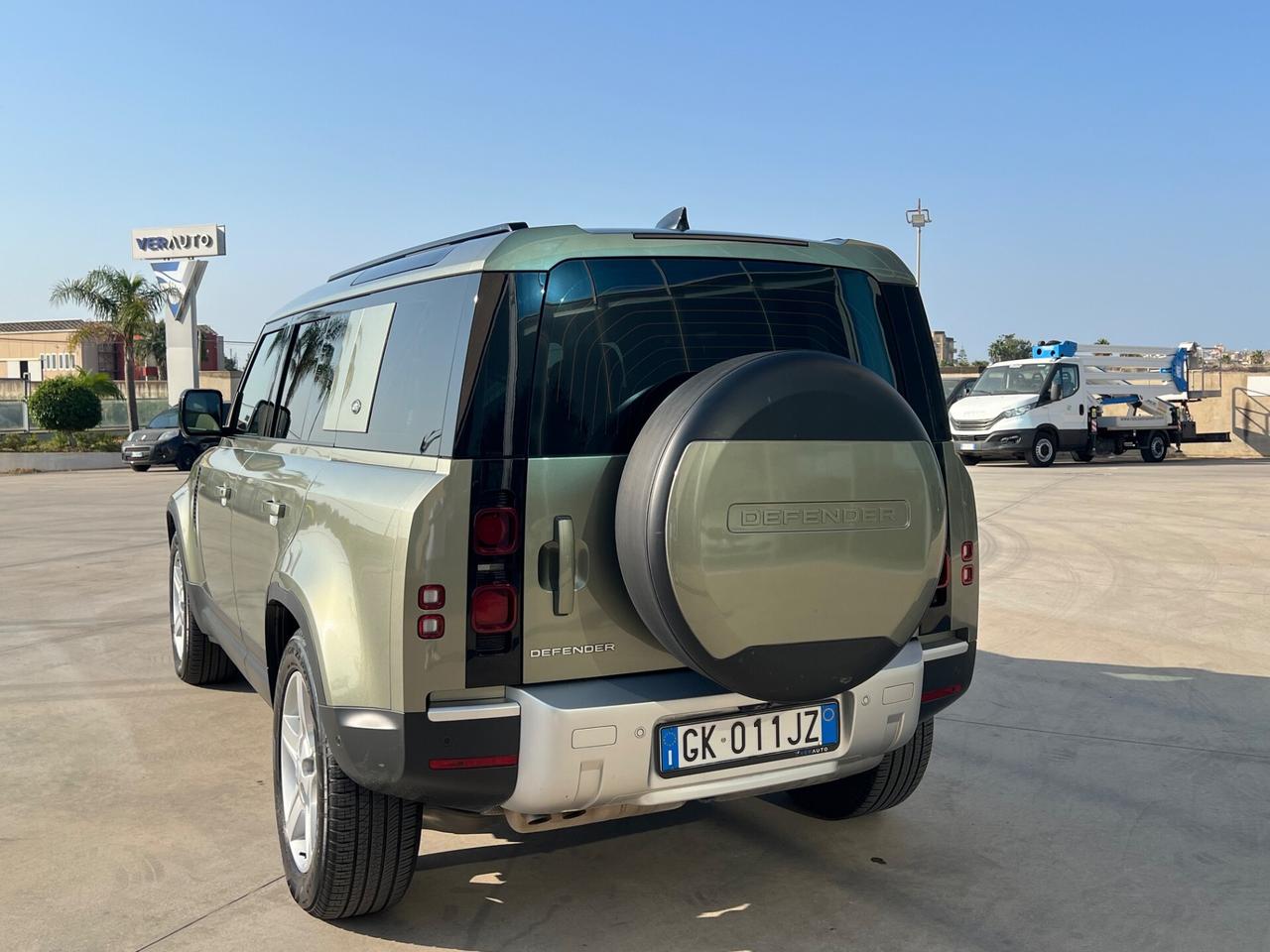 Land Rover Defender Land Rover 110 3.0D I6 200 CV AWD Auto S