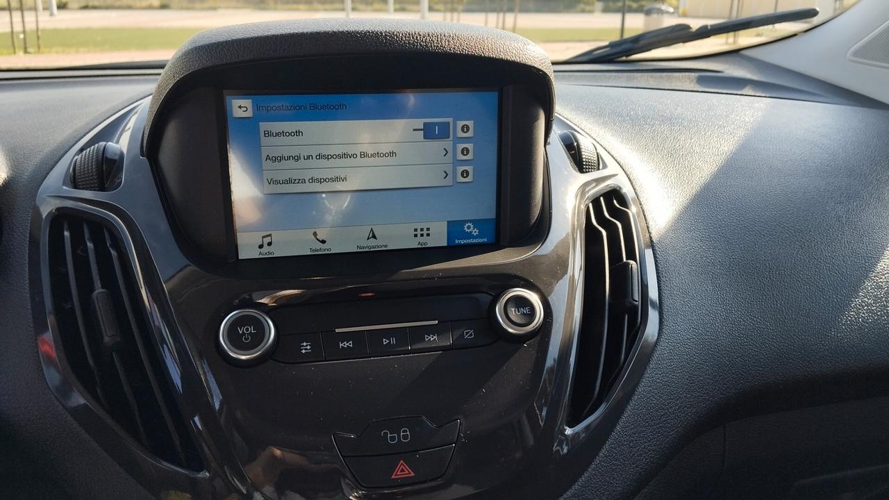 FORD TOURNEO COURIER NAVI-2019