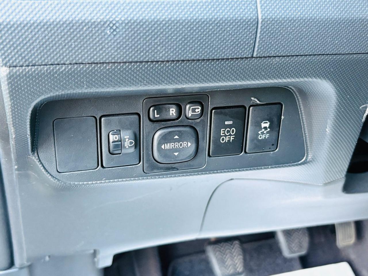Toyota Auris 5 Porte Auris 5p 1.3 dual Sol FL