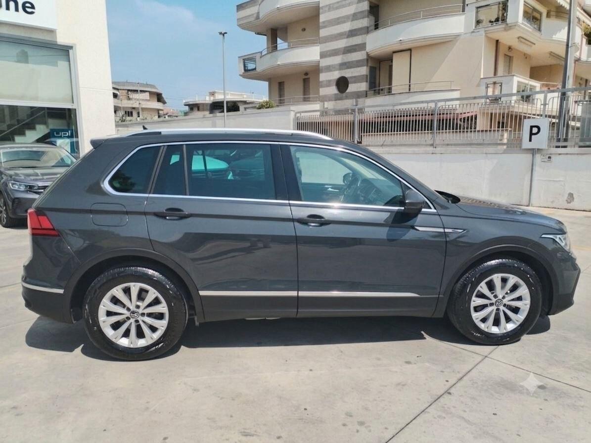 Volkswagen Tiguan 2.0 TDI 150 CV SCR DSG Life