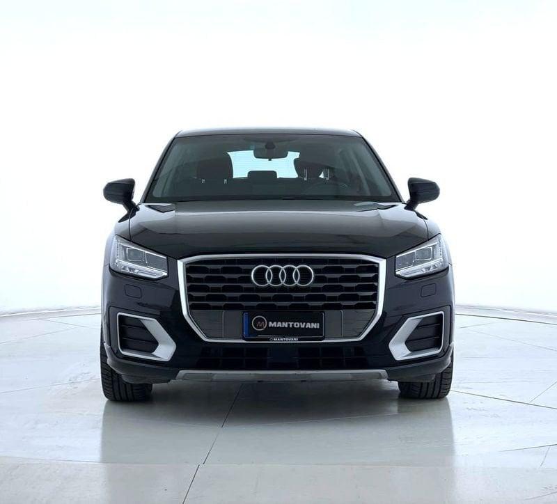 Audi Q2 1.6 30 TDI Identity Black S TRONIC