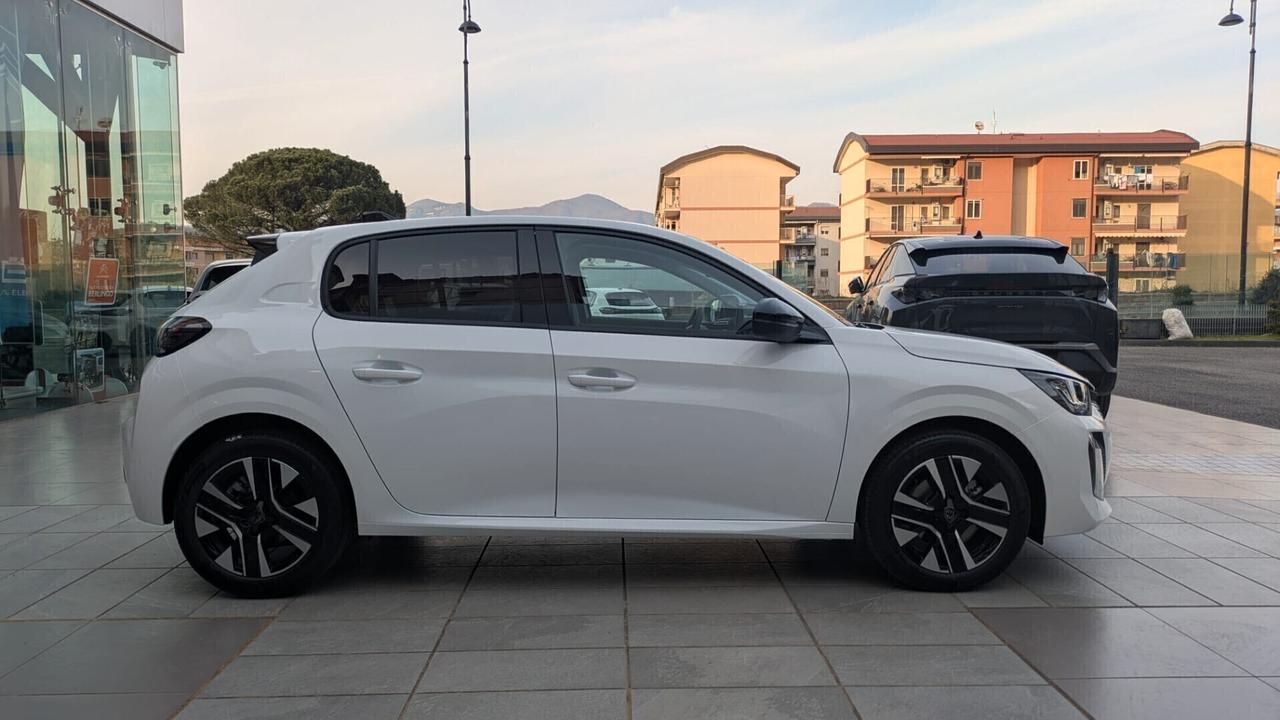 NEW Peugeot 208 EDITION NUOVO MOTORE TURBO A CATENA NO CINGHIA !!
