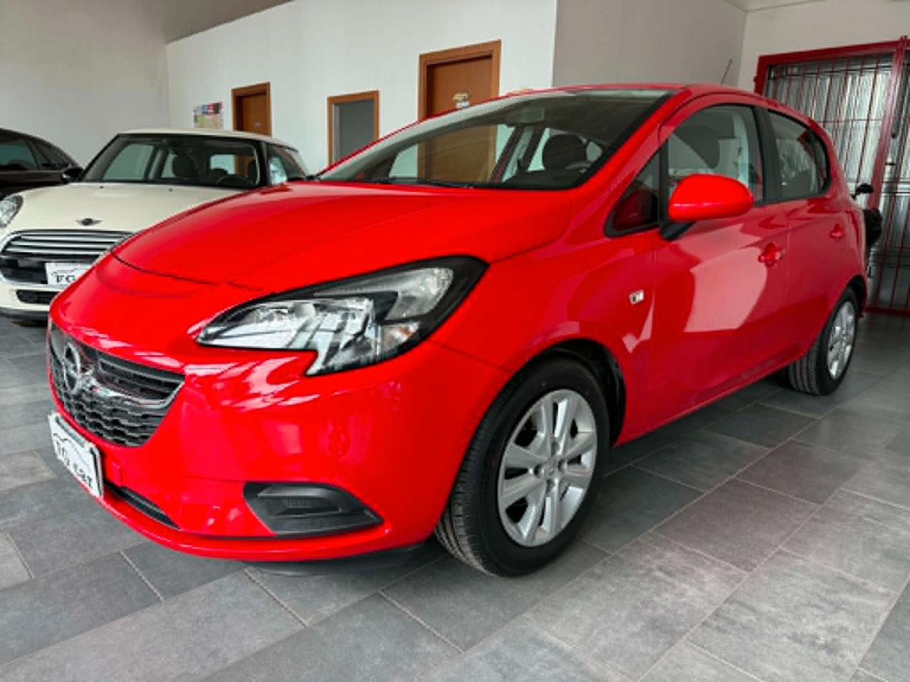 Opel Corsa 1.2 5 porte n-Joy 69CV NEOPATENTATI