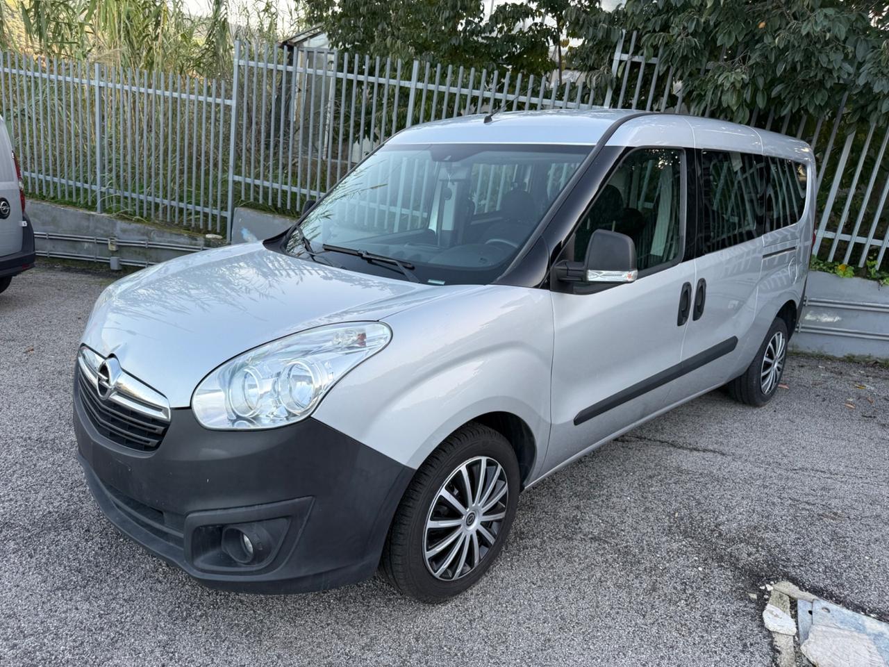 Opel Combo 1.6 CDTi 120CV PC-TN Elective