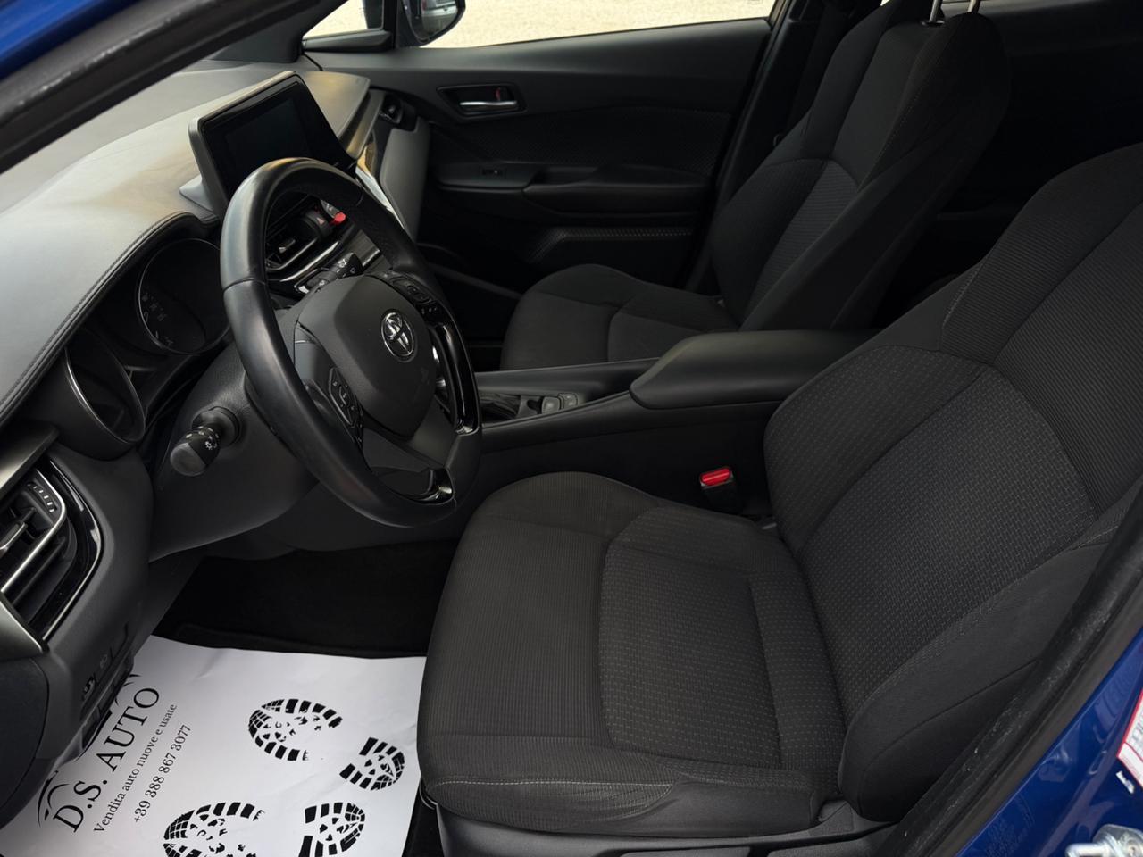 Toyota C-HR 1.8 Hybrid E-CVT Business OK Neopatentati