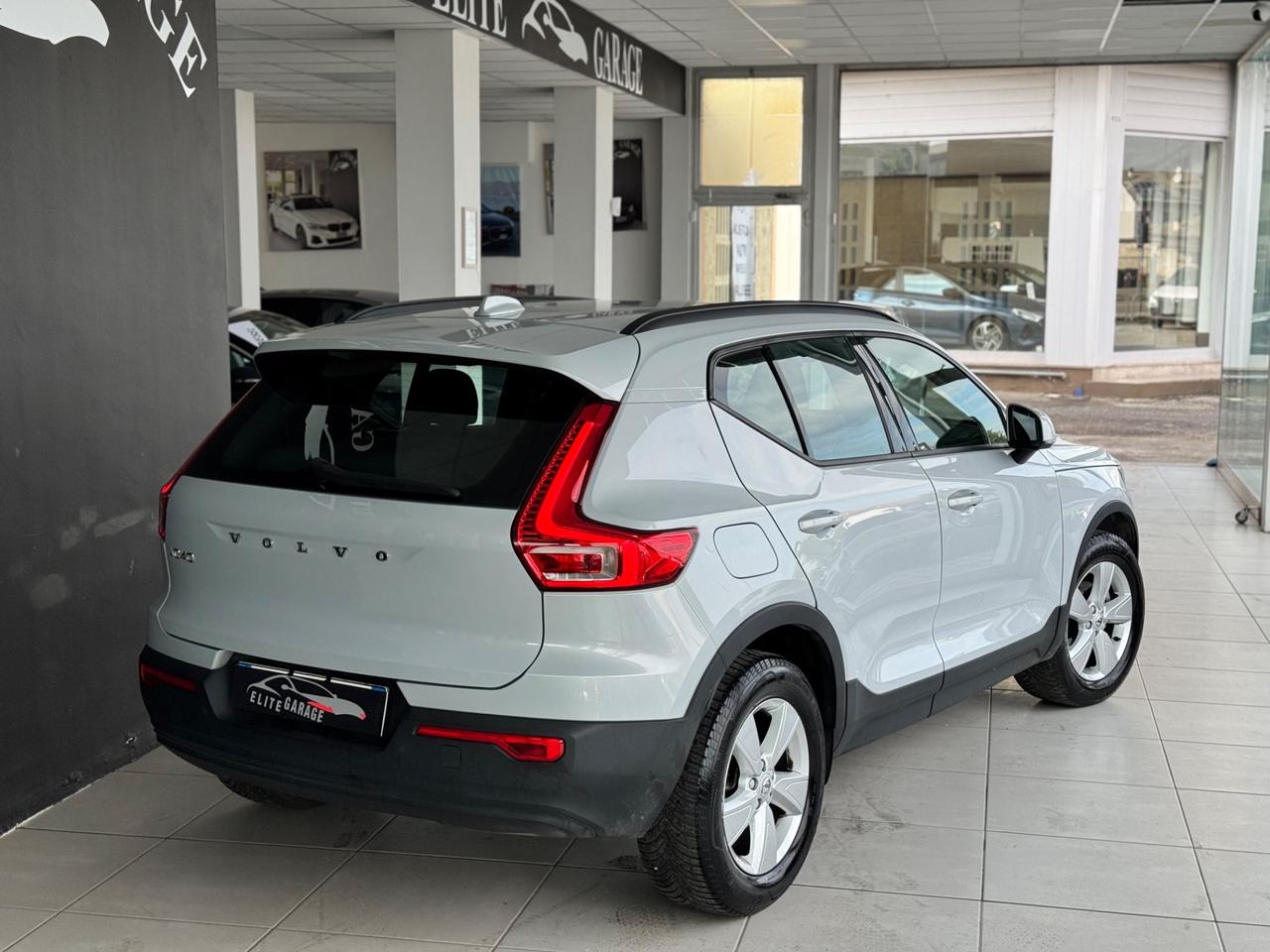 Volvo XC40 T3 Momentum Virtual Led Cruise