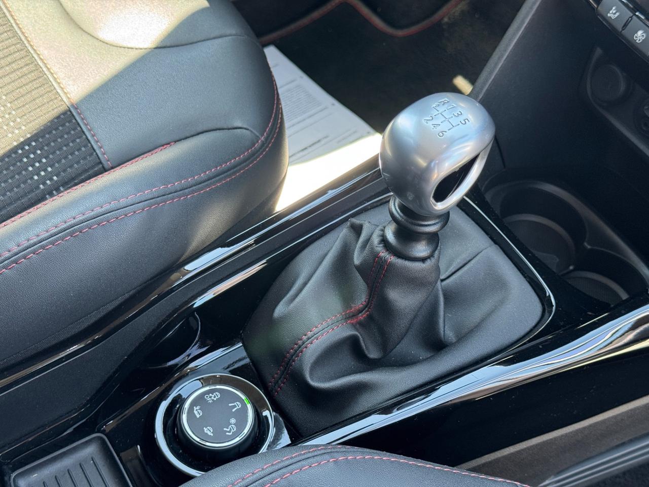 Peugeot 2008 BlueHDi 100 S&S GT Line