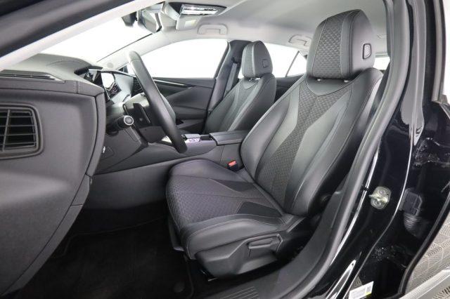 DS AUTOMOBILES DS 4 004379 PureTech 130 aut. Cross Trocadero