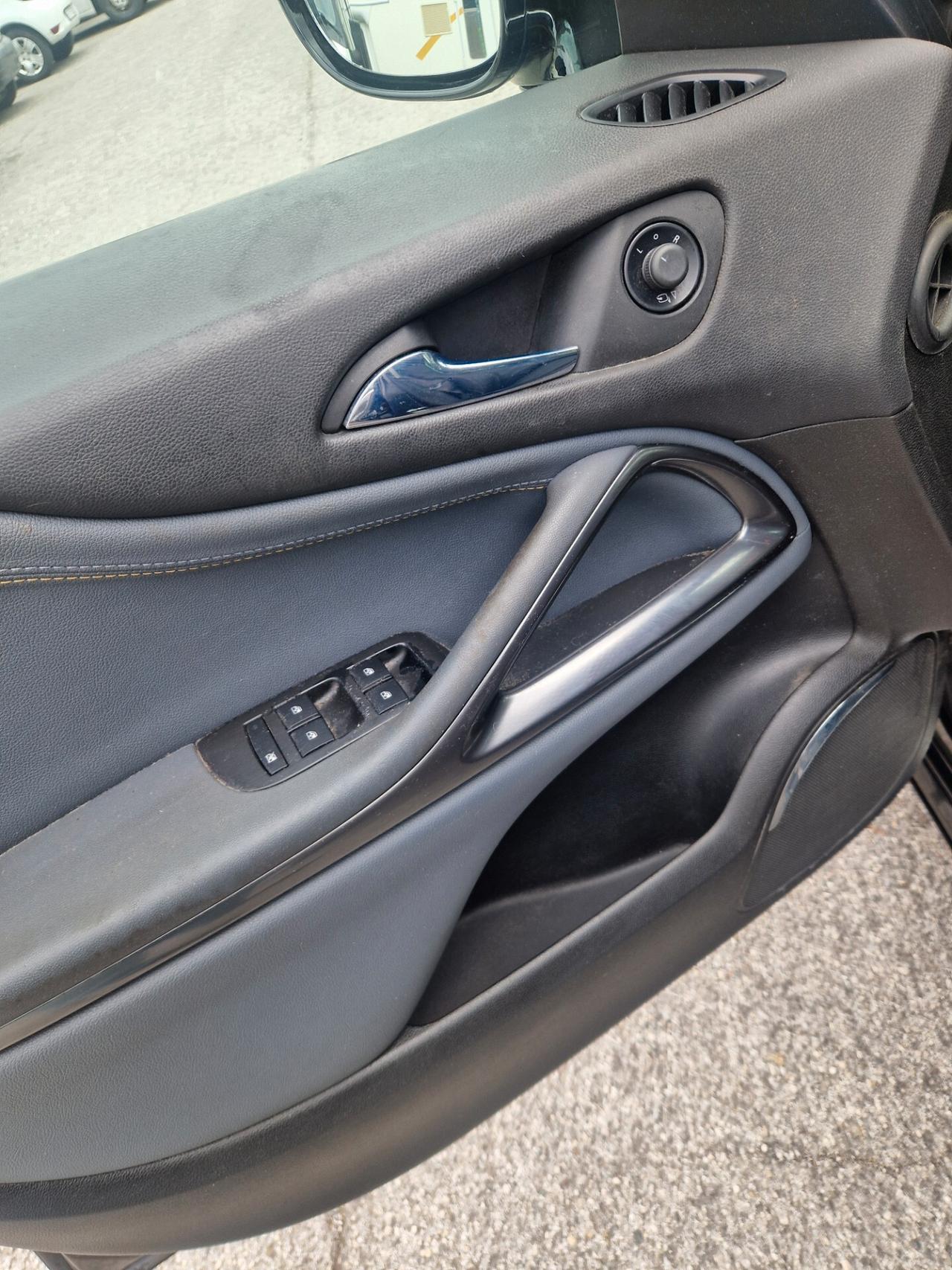 Opel Zafira 2.0 Diesel 131cv - 7 POSTI