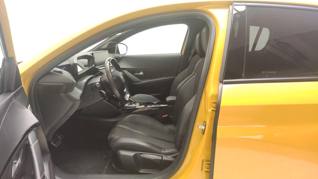 Peugeot 208 motore elettrico 136 CV 5 porte GT