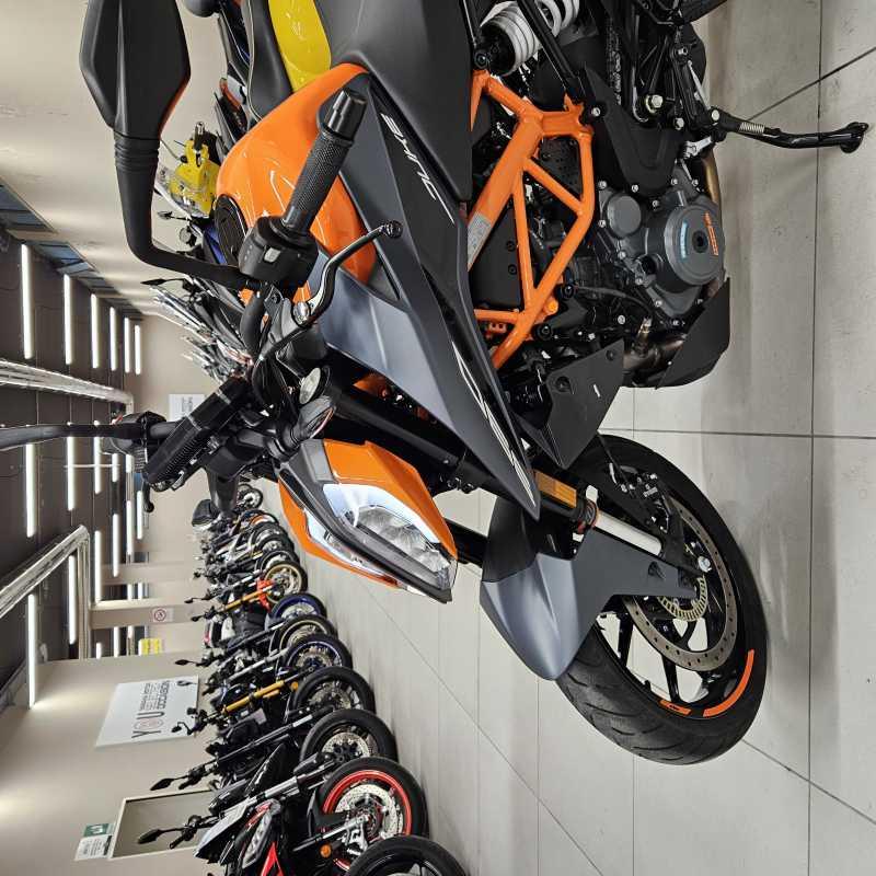 KTM 390 Duke - 2023
