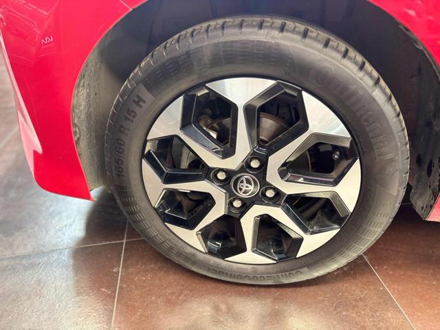 TOYOTA Aygo Connect 1.0 VVT-i 72 CV 5 porte x-clusiv red style