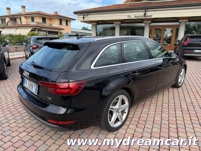 AUDI A4 Avant 2.0 TDI 150 CV S tronic S line
